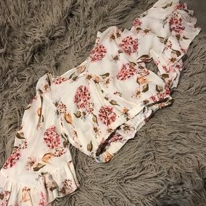 MILLIBON Floral Cropped Wrap Top